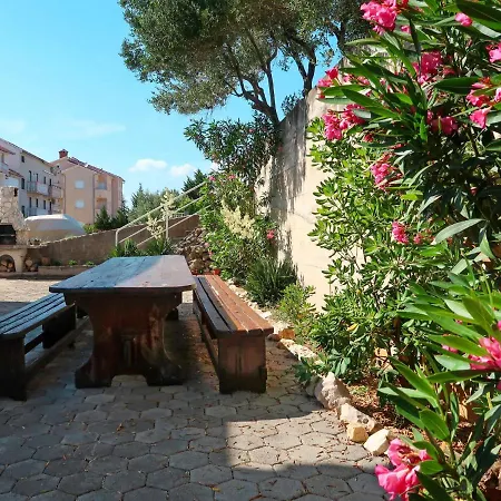 Apartman Andrea - Rab101 By Interhome *